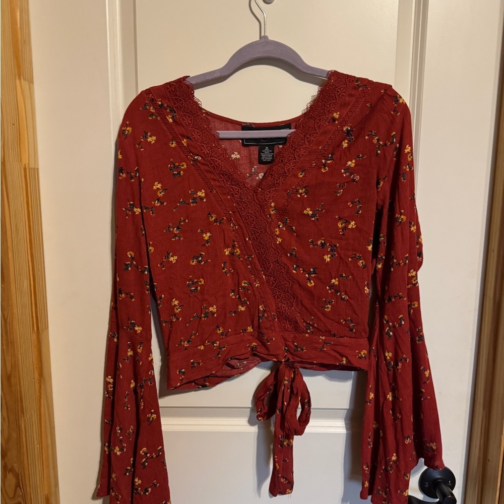 Polly Ester Floral‎ Red Top Size Xl